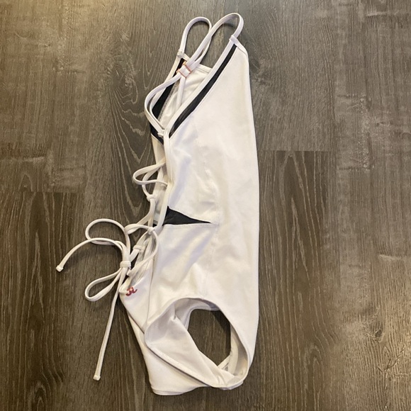 Jo+Jax White leotard w/black mesh, size: XSA, excellent condition - Picture 6 of 6